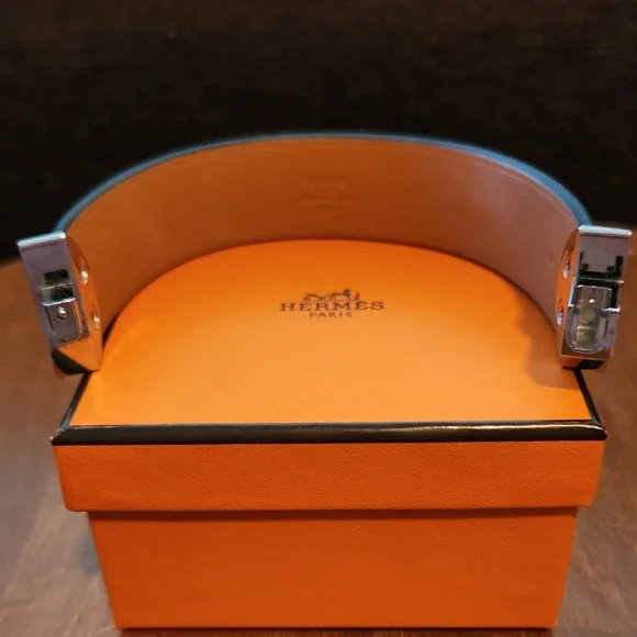 HERMES Dark Green Calfskin Leather & Palladium Cuff Bracelet w/Grey Latch Clasp - Picture 2 of 6